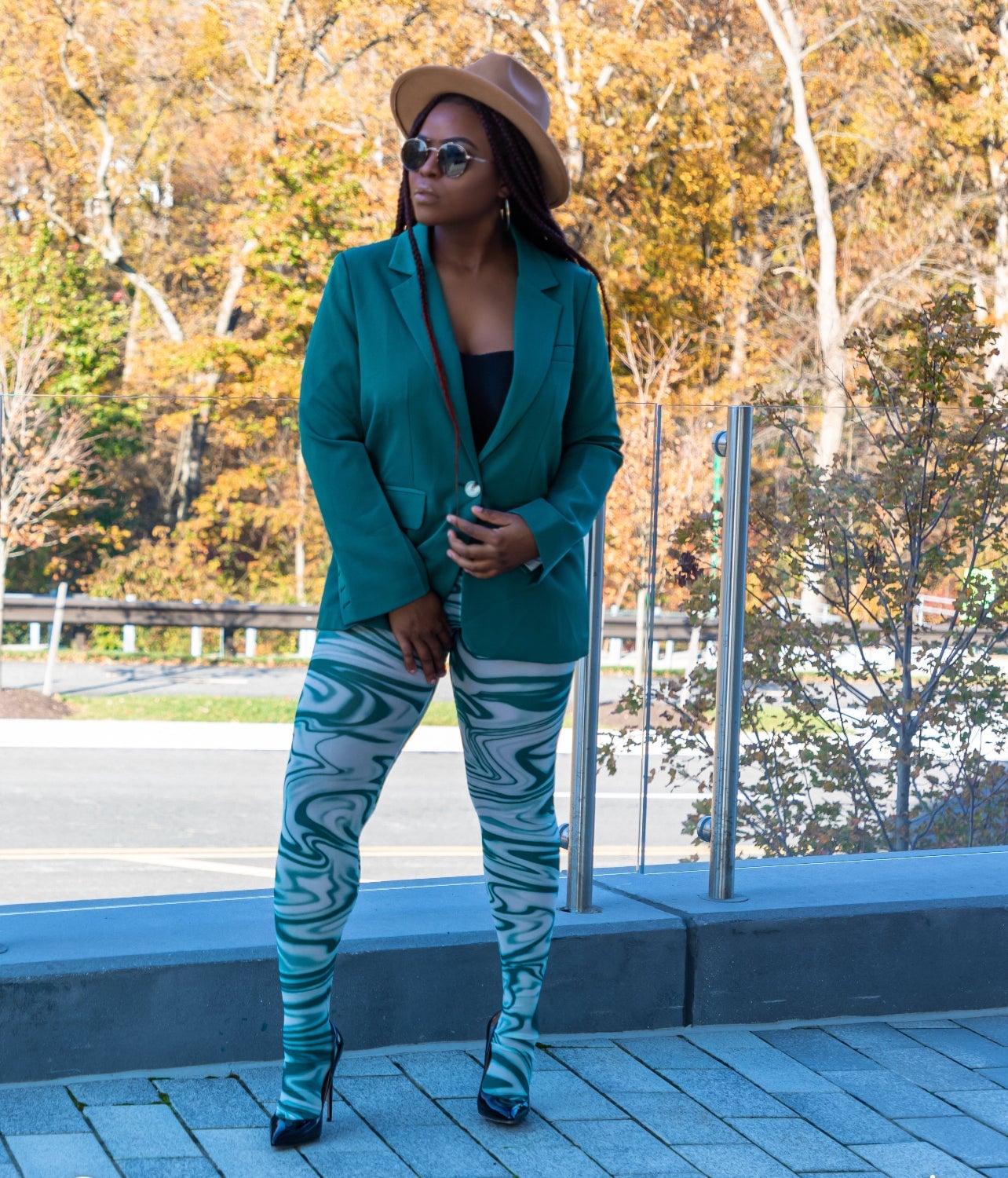 Green Blazer Over Swirl-Print Leggings and Black Top Green Blazer Over Swirl-Print Leggings and Black Top — Classy Green Leggings Outfit