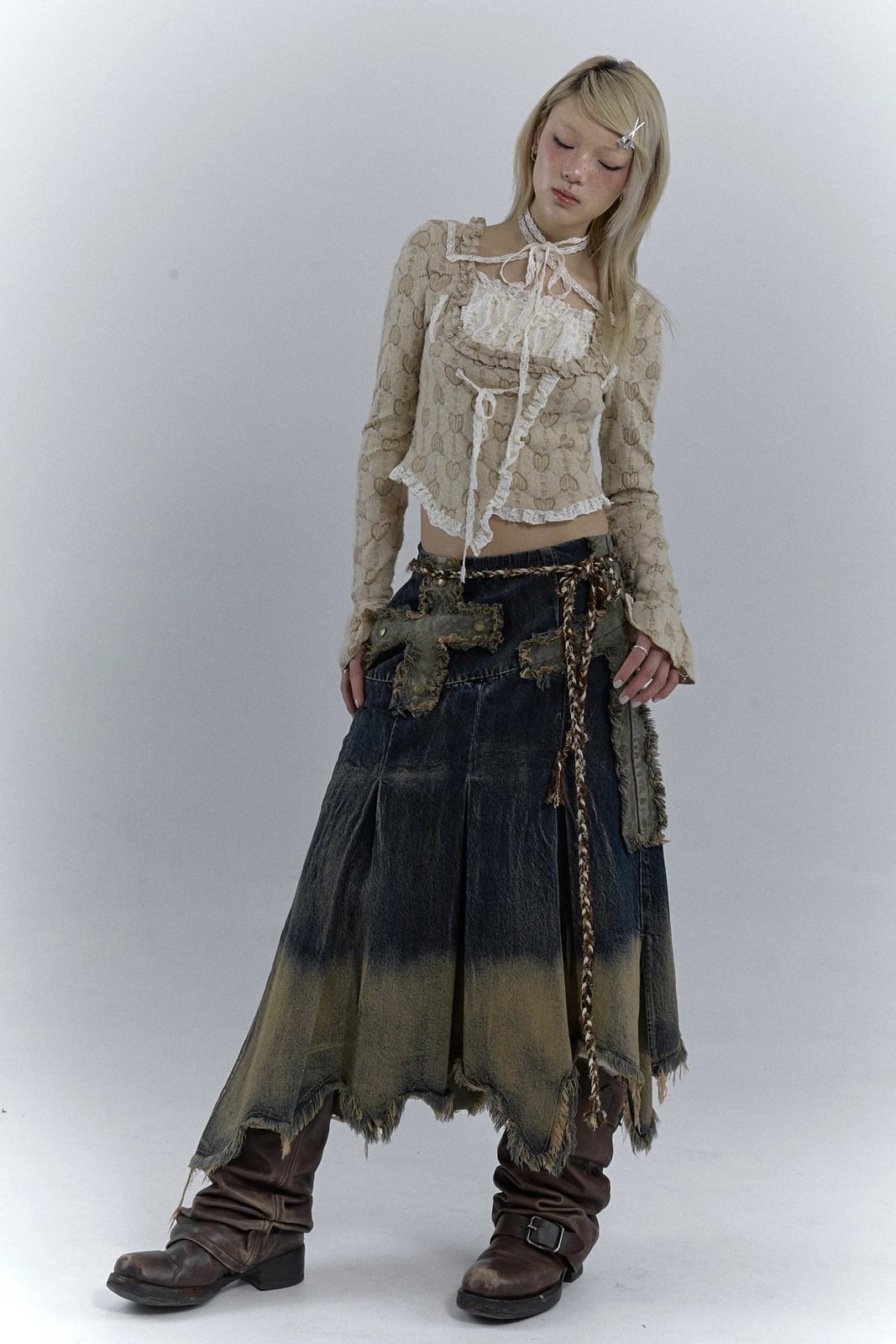 Lace camisole over long-sleeve top with distressed denim maxi skirt Lace camisole over long-sleeve top with distressed denim maxi skirt — Classy Grunge Outfits