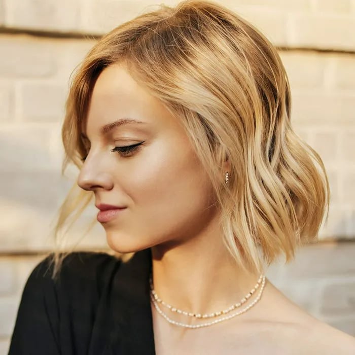 Ash Blonde Collarbone Bob With Curtain Bangs Ash Blonde Collarbone Bob With Curtain Bangs — Classy Hair Care Routine