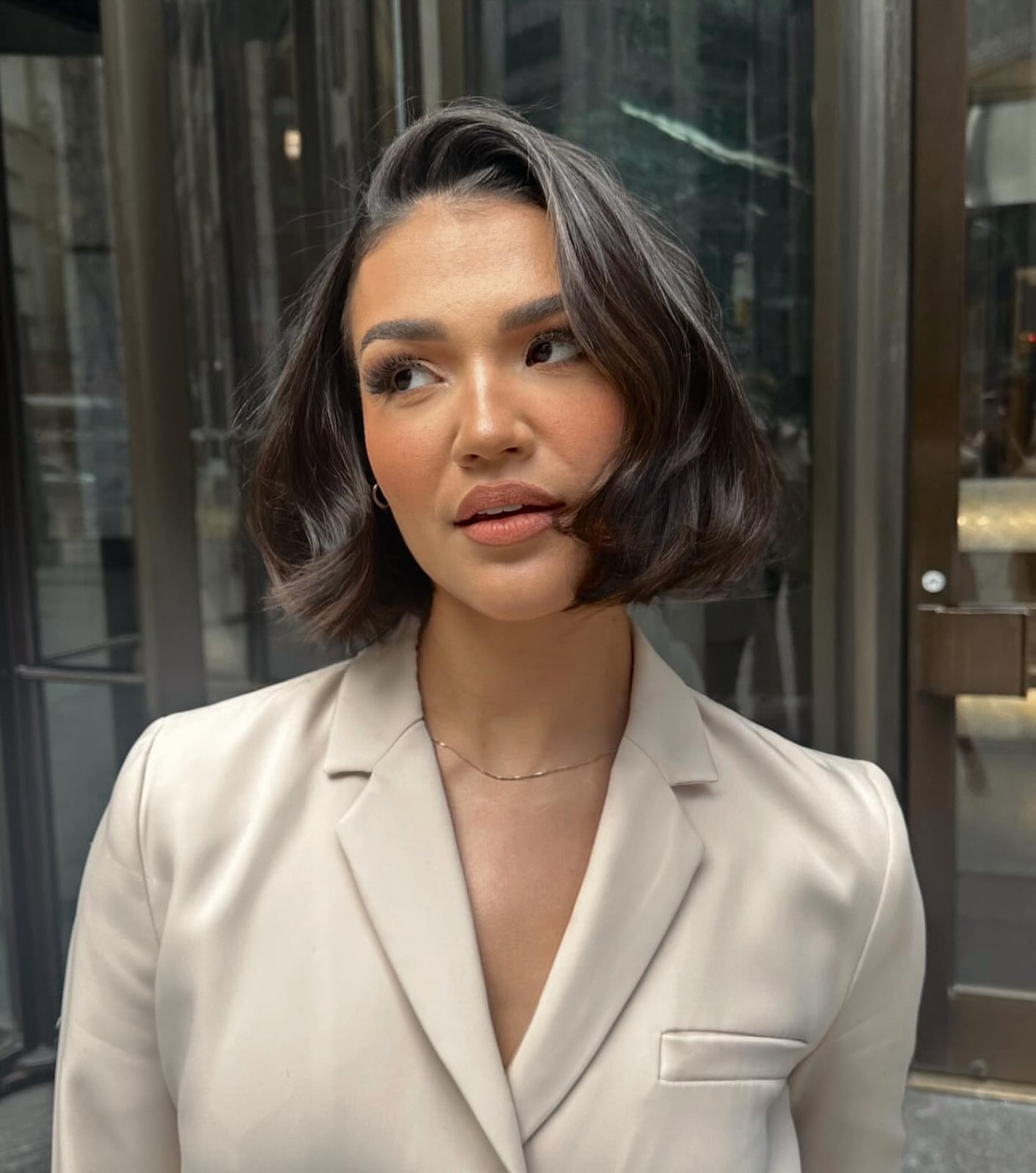 Ear-Length Blunt Bob With Short Blunt Bangs Ear-Length Blunt Bob With Short Blunt Bangs — Classy Hair Care Routine