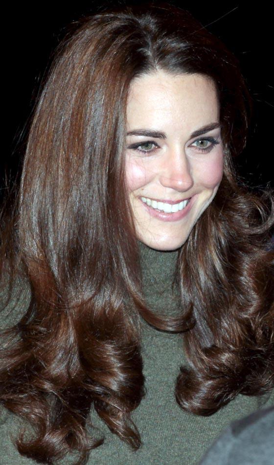 Mid-Back Long Layers Volume Curls Mid-Back Long Layers Volume Curls — Classy Hair Pictures