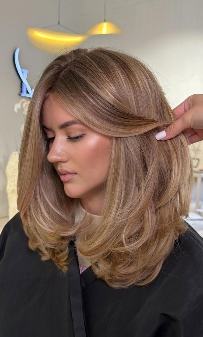 Warm Beige Blonde Butterfly Cut — Classy Hairstyles for Teens