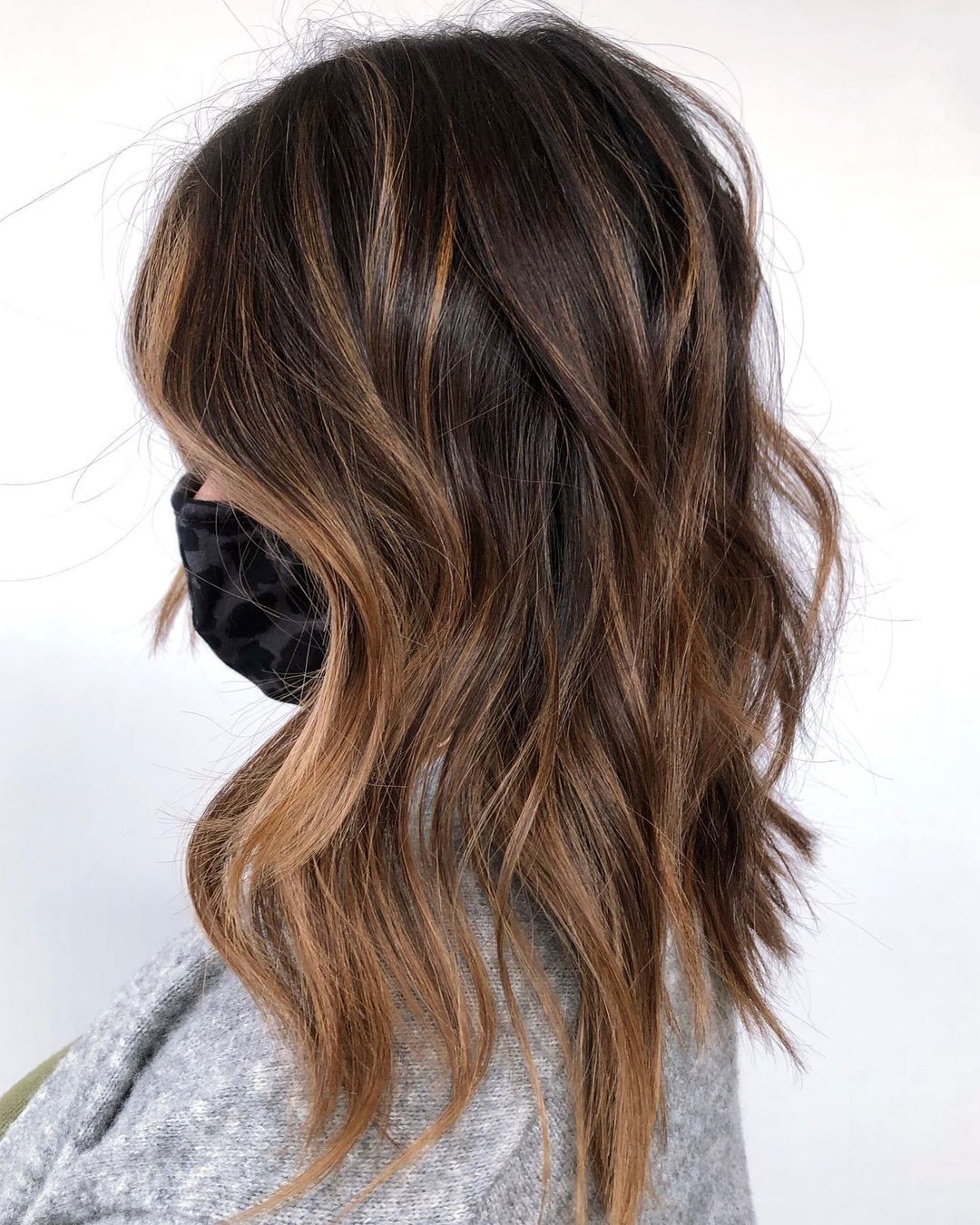 Shoulder Shag With Air-Dried Texture and Balayage Shoulder Shag With Air-Dried Texture and Balayage — Classy Hairstyles for Thick Hair