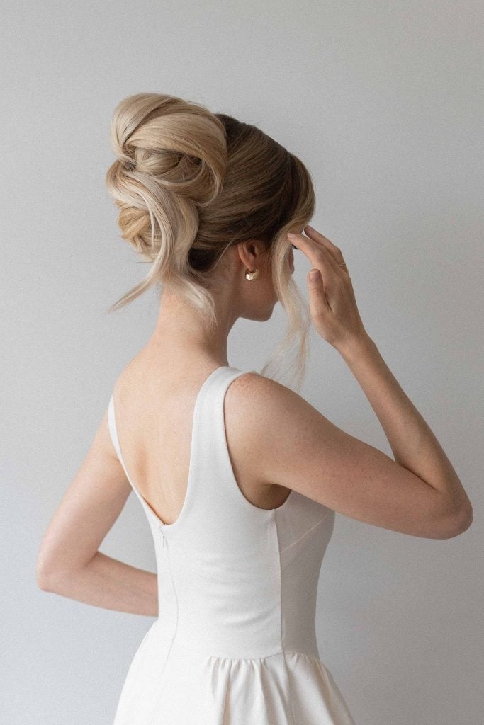 Long Blonde Sculpted Updo — Classy Hairstyles to Do