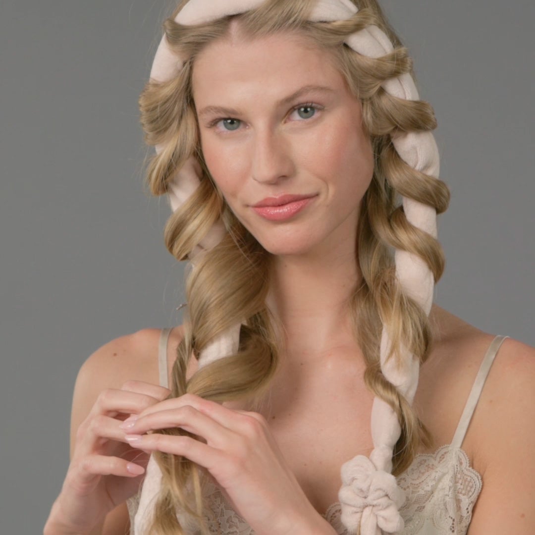 Blonde Mid-Back Heatless Ribbon Curler Waves — Classy Heatless Curls