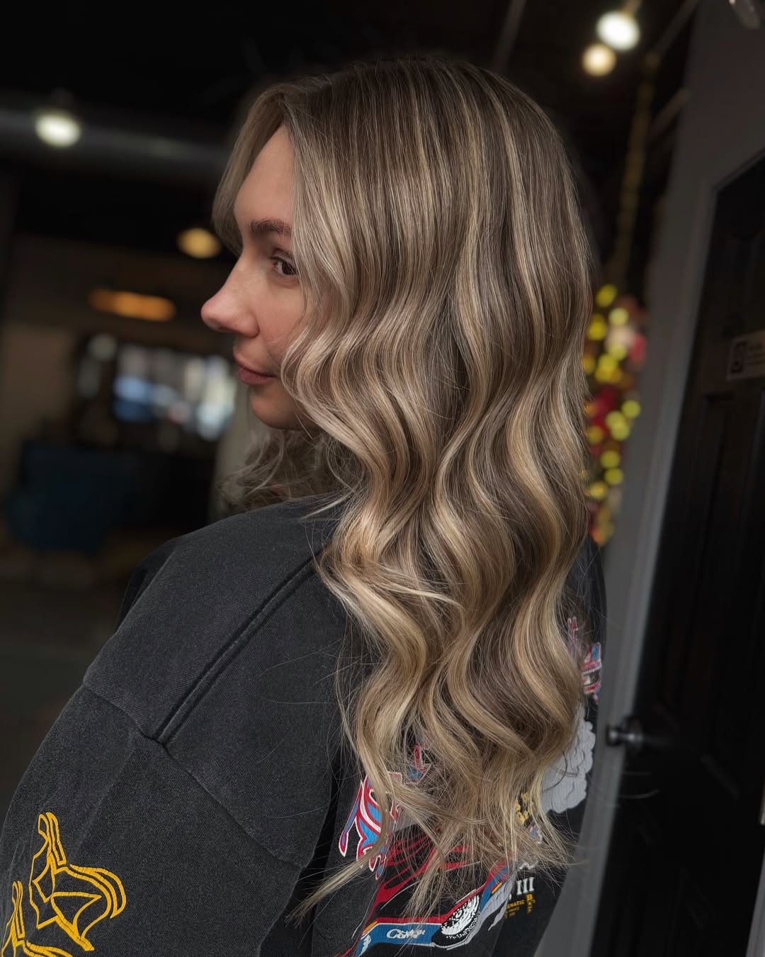 Collarbone Lob With Honey Blonde Balayage — Classy Honey Blonde Balayage