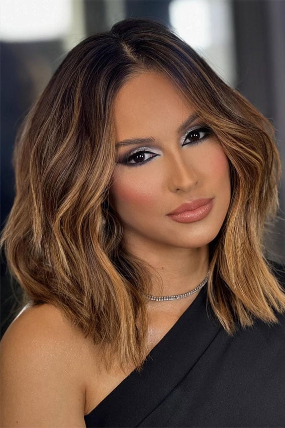 Chin Length Textured Bob With Balayage — Classy Honey Blonde Balayage