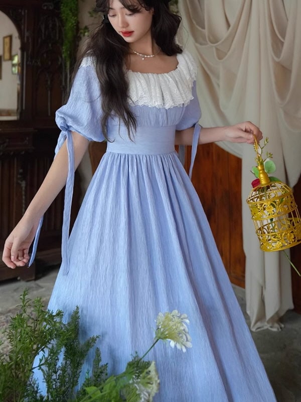 Light blue vintage-style dress with balloon sleeves — Classy Light Blue Outfits
