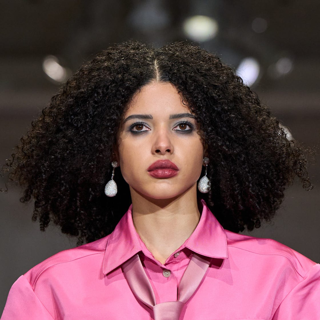 Collarbone Loose Curls with Face Framing Layers Collarbone Loose Curls with Face Framing Layers — Classy Medium Curly Hair