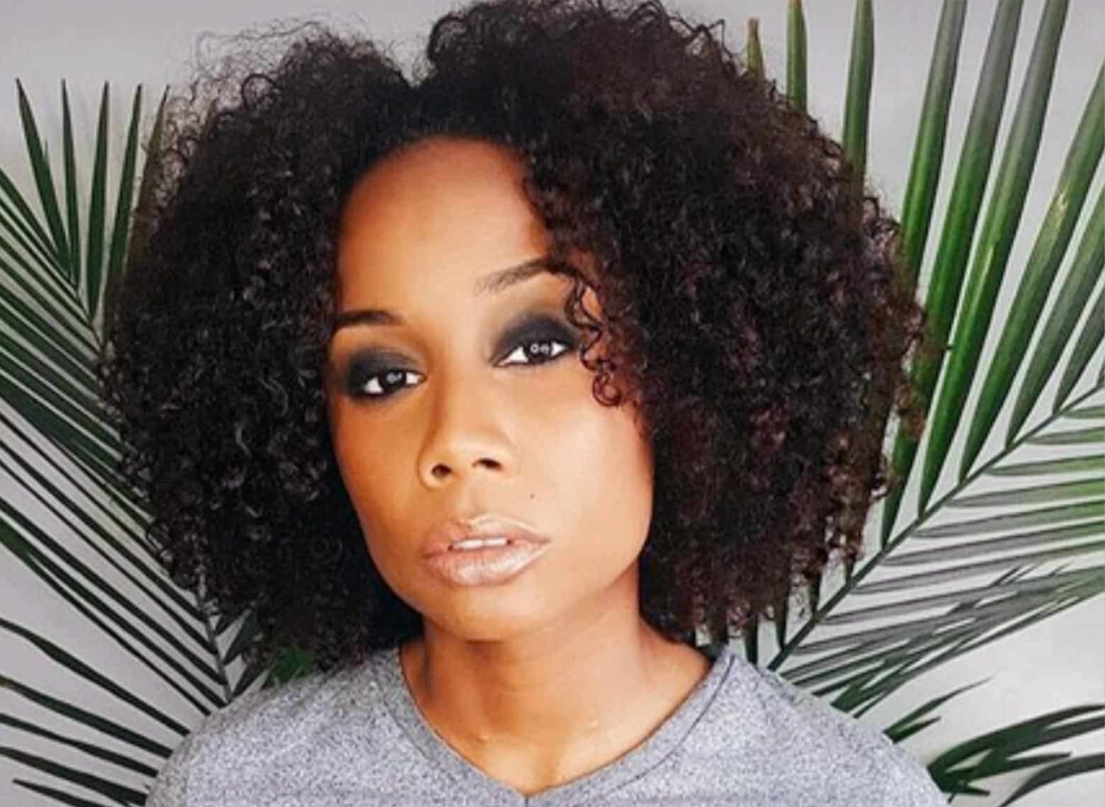 Shoulder Layers with Face Framing Bangs and Natural Curl Pattern Shoulder Layers with Face Framing Bangs and Natural Curl Pattern — Classy Medium Curly Hair