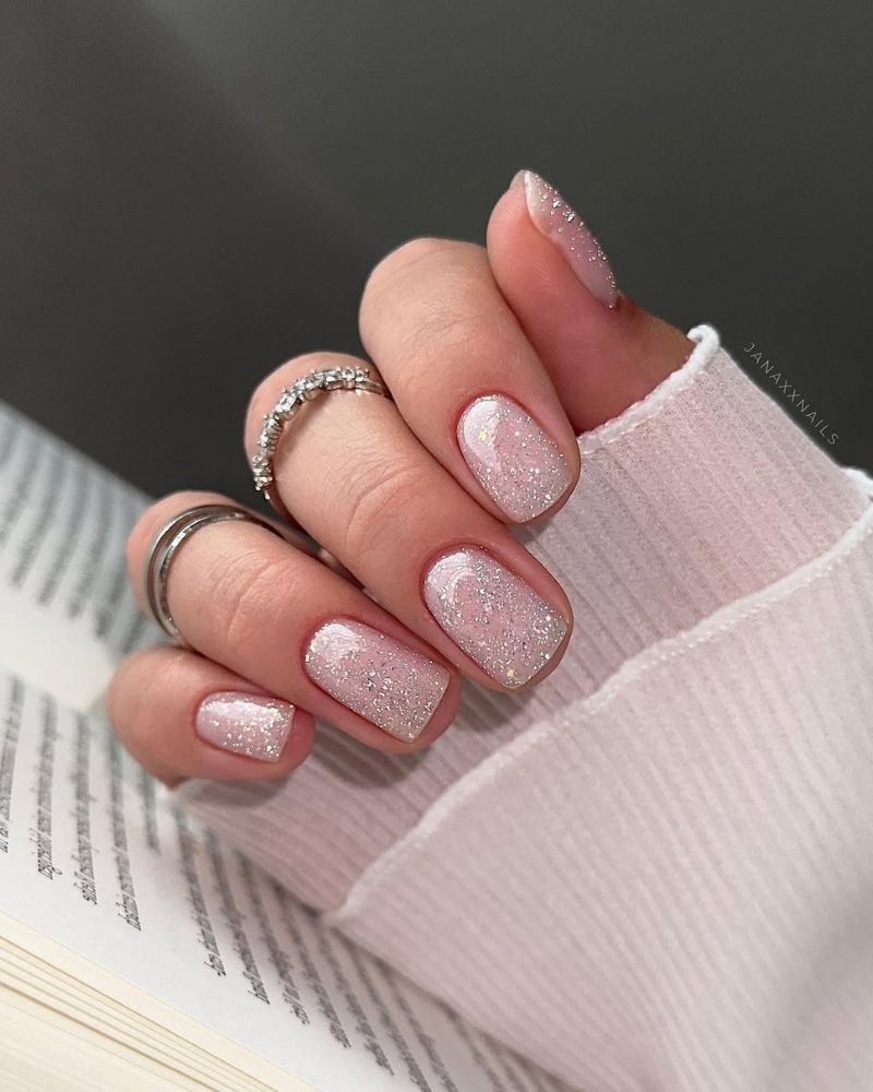 Glitter Accent Short Square Nails — Classy Medium Square Nails