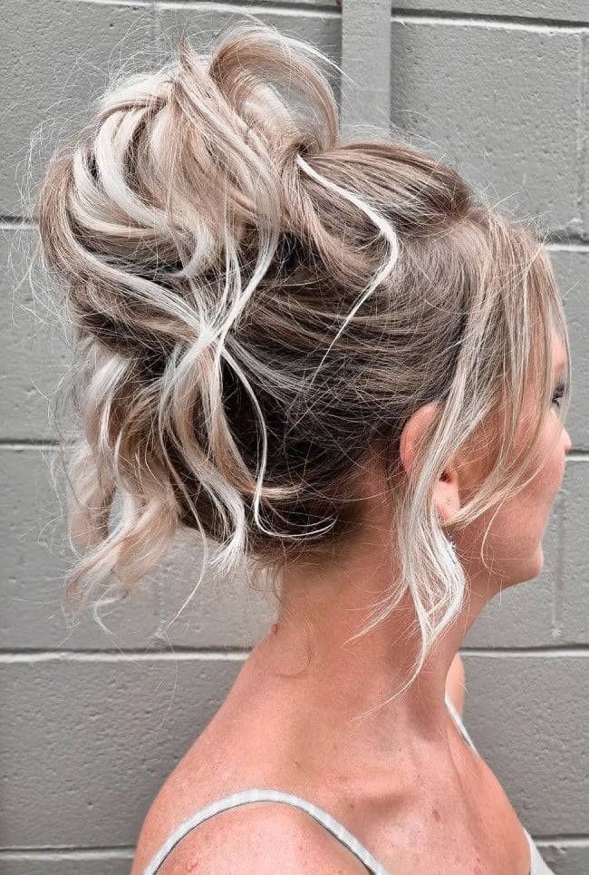 Airy Blonde Messy Bun with Platinum Highlights — Classy Messy Bun Updo
