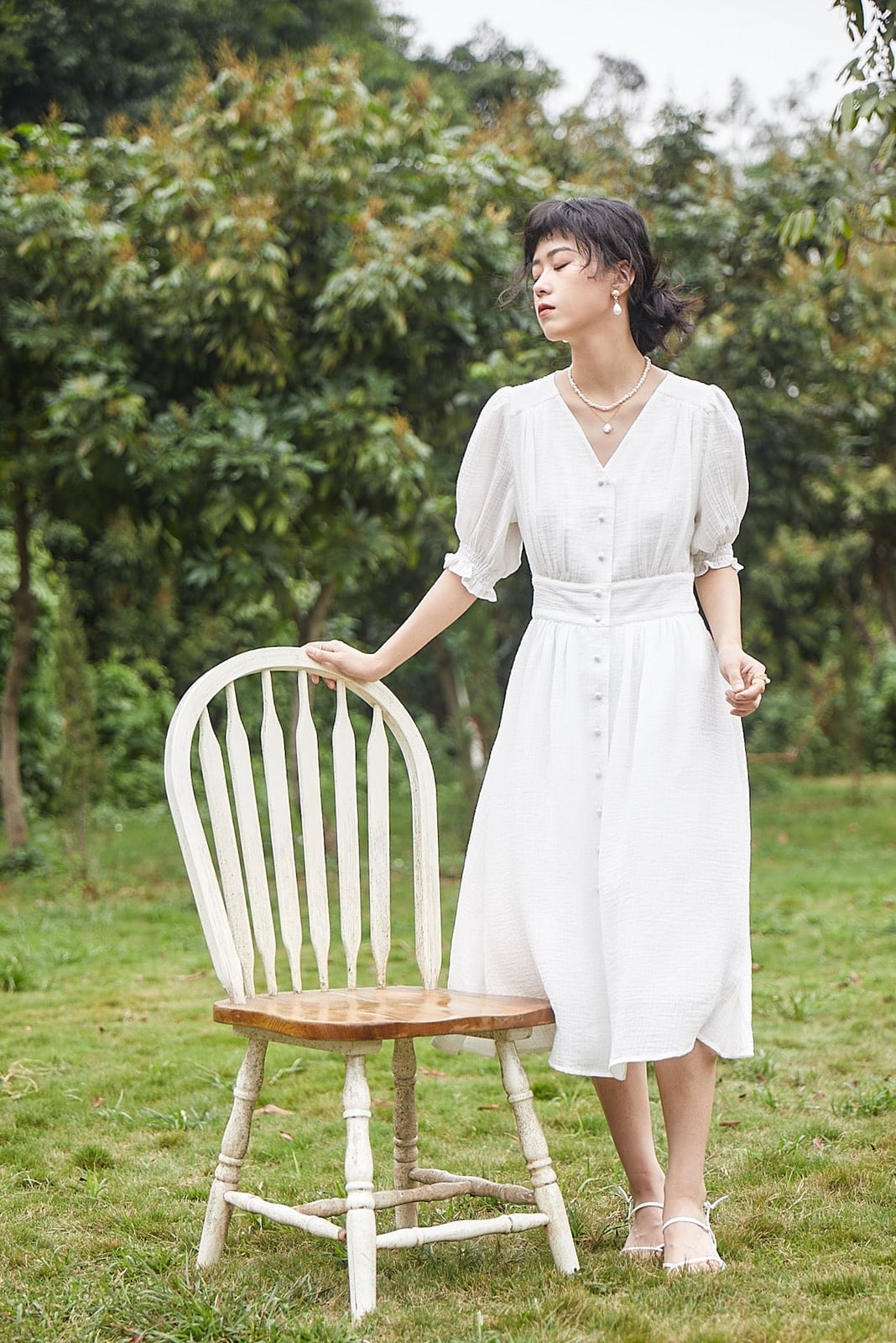 White Puff Sleeve Midi Dress White Puff Sleeve Midi Dress — Classy Minimalist Outfits