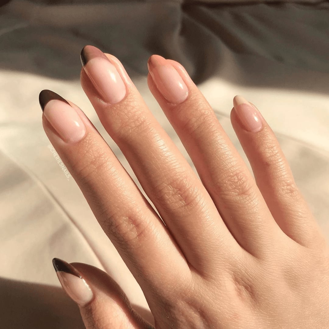 Nude Base Almond Nails With Dark Brown French Tips, создающим тени — Classy Mocha Nails