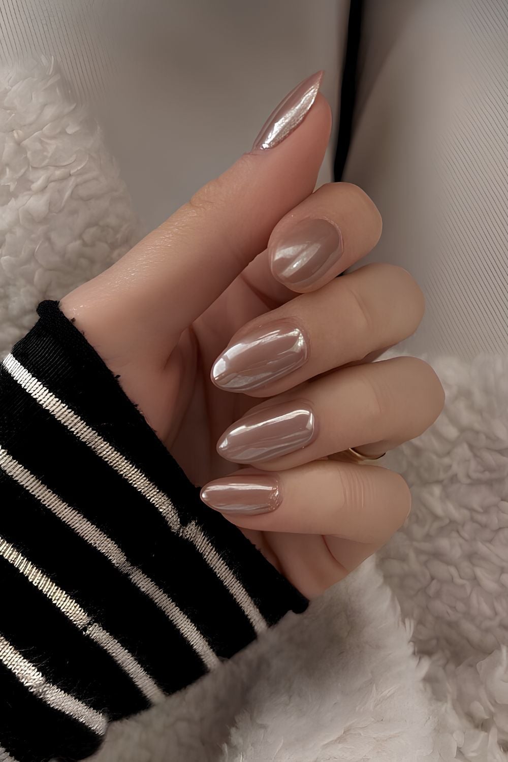 Mocha Brown Chrome Short Almond Nails — Classy Mocha Nails