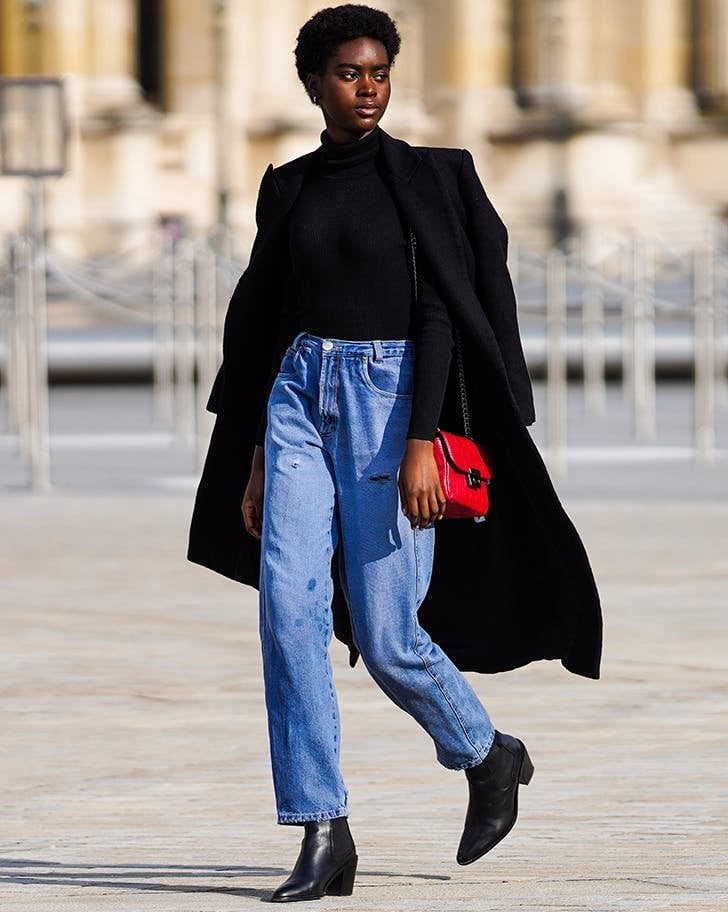 Turtleneck And Coat With Mom Jeans Turtleneck And Coat With Mom Jeans — Classy Mom Jeans Outfits