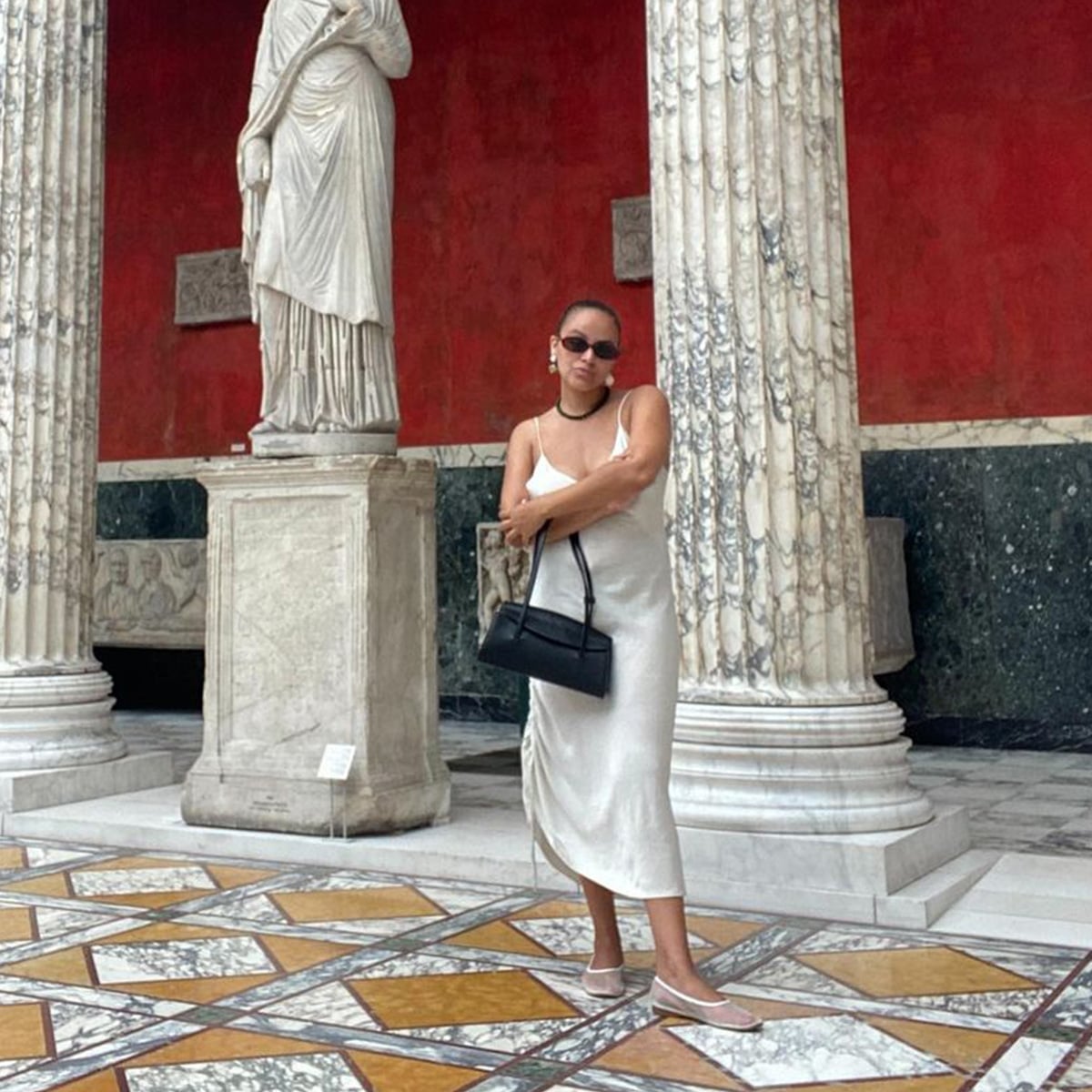 Red A-Line Midi Dress With Sneakers Red A-Line Midi Dress With Sneakers — Classy Museum Outfits