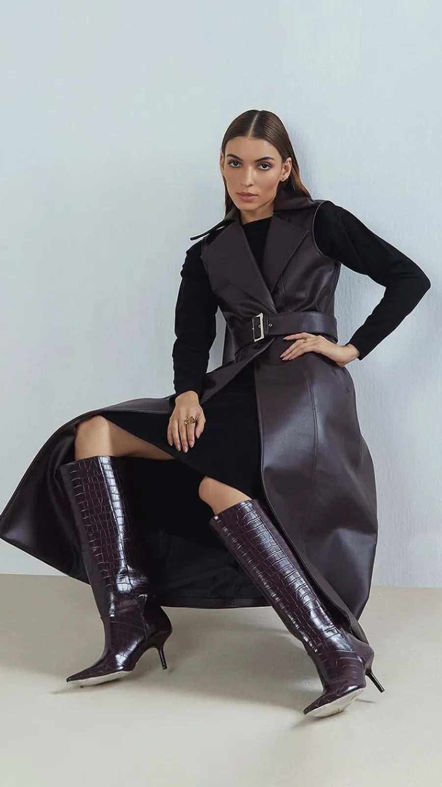 Black dress with dark brown sleeveless trench coat — Classy Office Siren Outfits