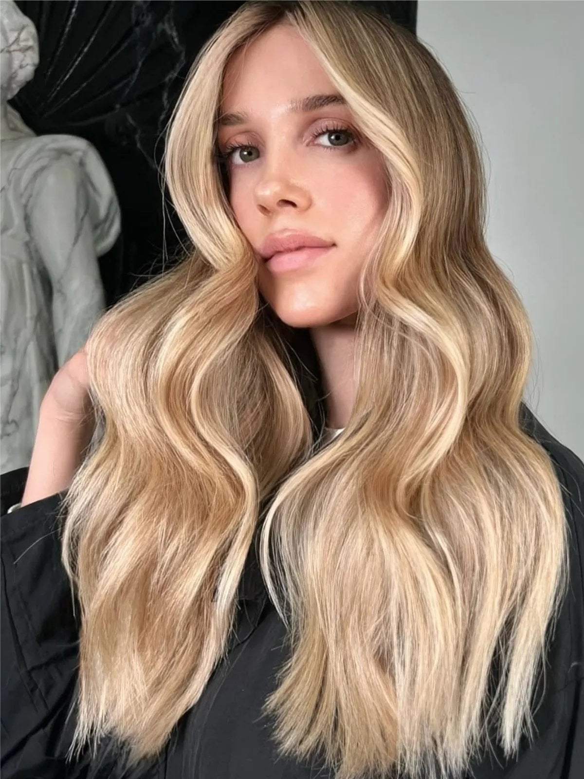 Mid-Back Creamy Blonde Balayage With Waves — Classy Old Money Blonde