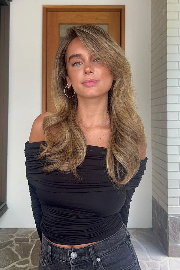 Collarbone Bronde Balayage With Face-Framing Bangs — Classy Old Money Blonde