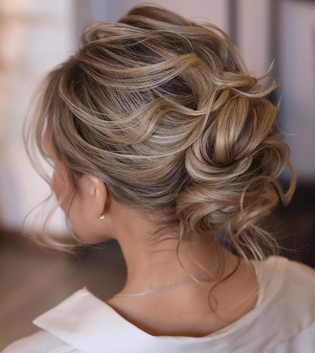 Ash Blonde Loose Updo With Textured Curls — Classy Party Hair