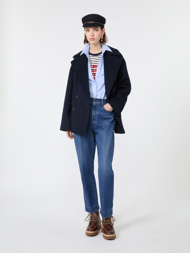 Camel Peacoat with Beige Shirt for Casual Wear Classy Peacoat Outfits