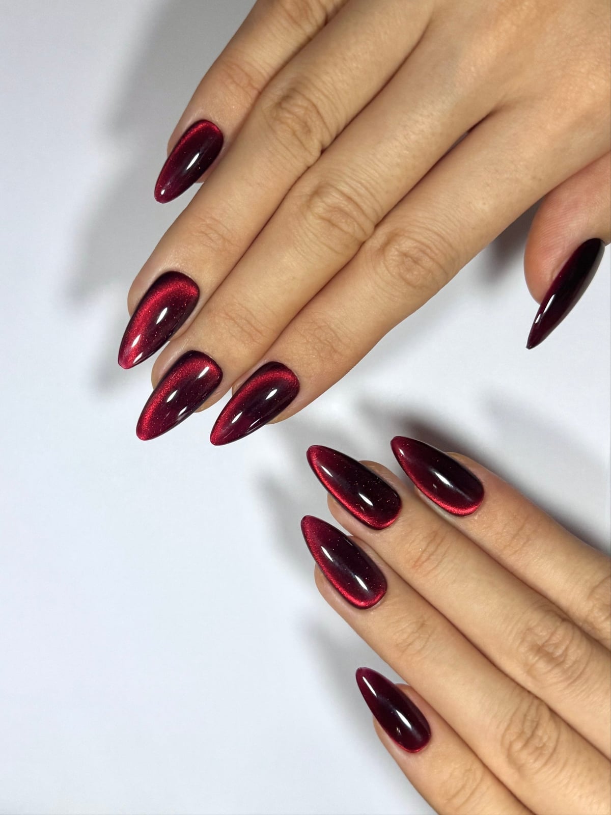 Deep Red Cat Eye Long Almond Nails Deep Red Cat Eye Long Almond Nails — Classy Red Almond Nails