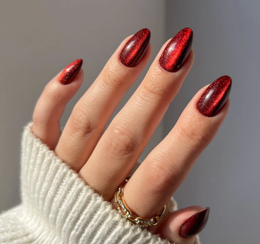 Deep Red Cat Eye Glossy Medium Almond Deep Red Cat Eye Glossy Medium Almond — Classy Red Almond Nails
