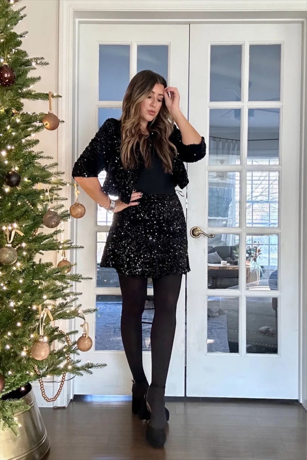 Black Sequin Mini Skirt With Sequin Jacket And Boots — Classy Sequin Skirt Outfit