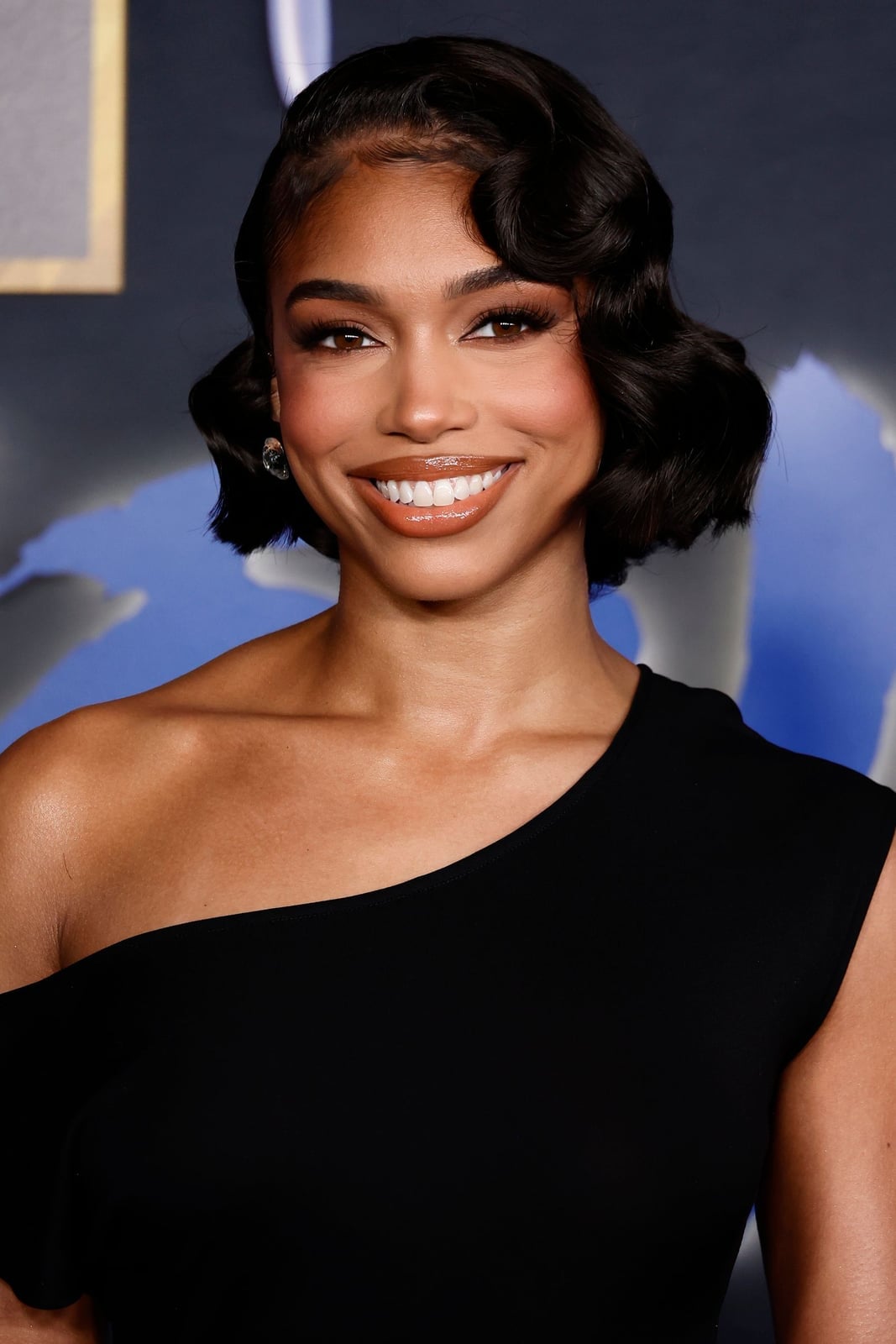Elegant Chin Length Bob With Vintage Waves Elegant Chin Length Bob With Vintage Waves — Classy Short Curly Hair