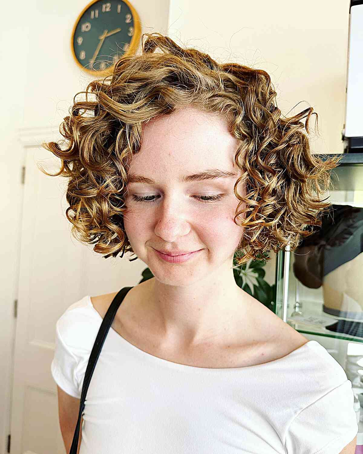 Honey Blonde Bob With Loose Defined Curls Honey Blonde Bob With Loose Defined Curls — Classy Short Curly Hair