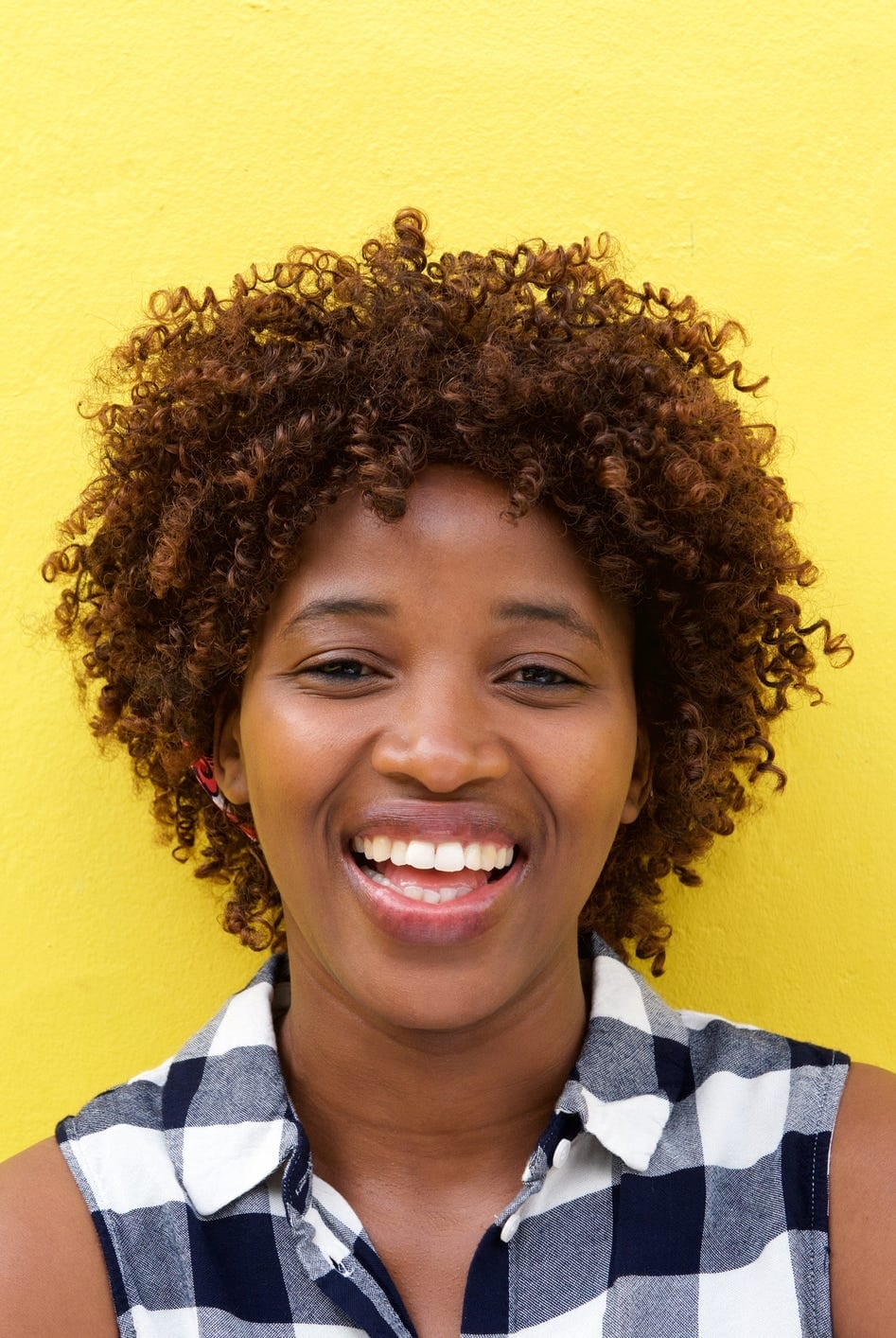 Brown Curly Hair With Defined Curls Brown Curly Hair With Defined Curls — Classy Short Natural Hairstyles