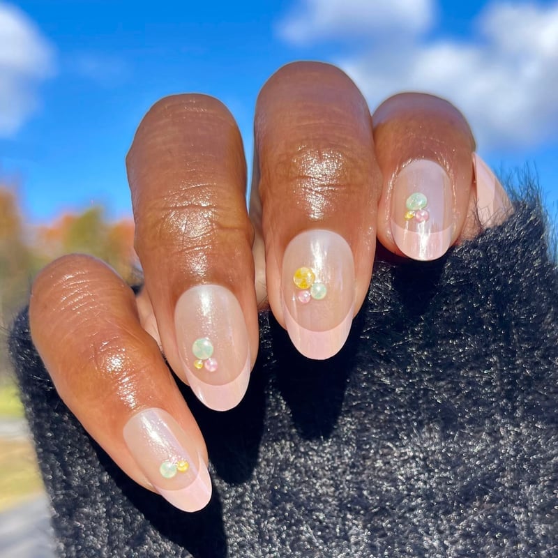 Nude Pink Pearl Gem Short Oval Nails — Classy Short Oval Nails