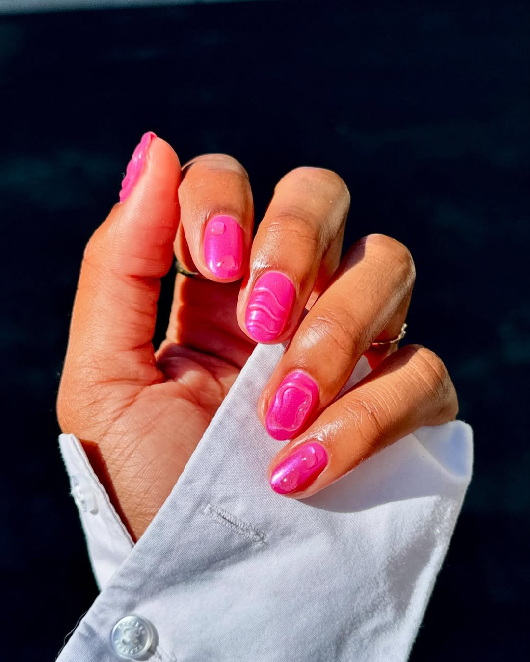 Creamy Shimmer Foil Rhinestone Accent Short Oval Nails — Classy Short Oval Nails