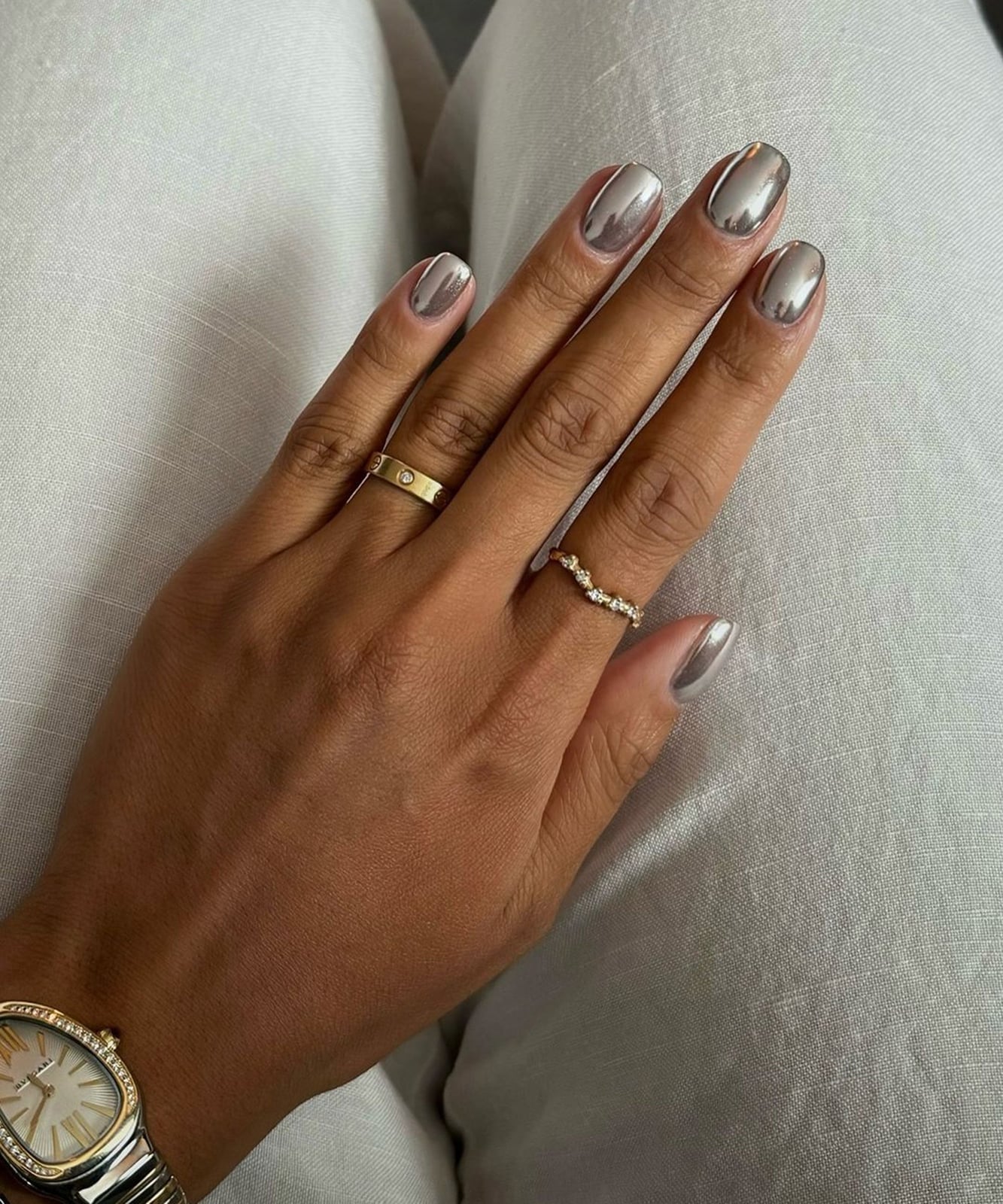 12 Chrome Manicure Ideas To Ask For This Season