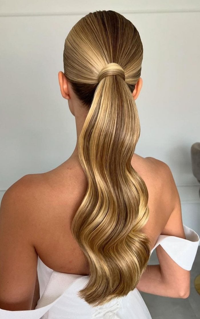 Blonde Mid-Back Ponytail Glossy Waves — Classy Sleek Hairstyles