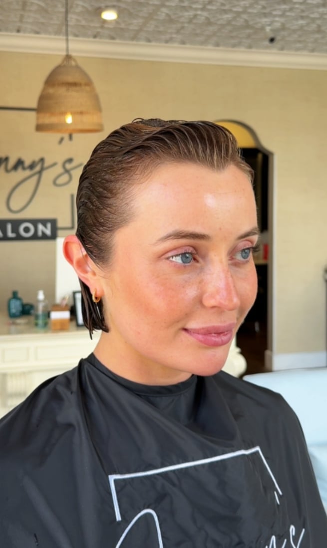 Blonde Bob Wet Look Side Profile — Classy Slick Back Hairstyles