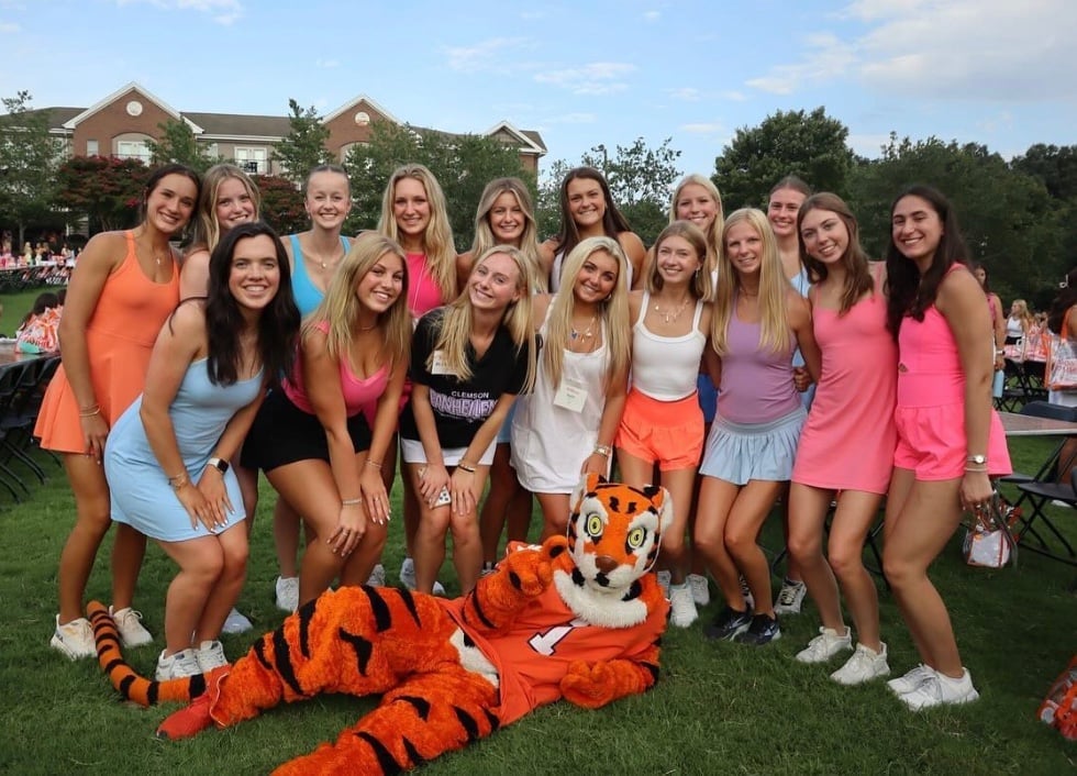 Mixed Pastel and Bright Outfits with White Sneakers — Classy Sorority Outfits