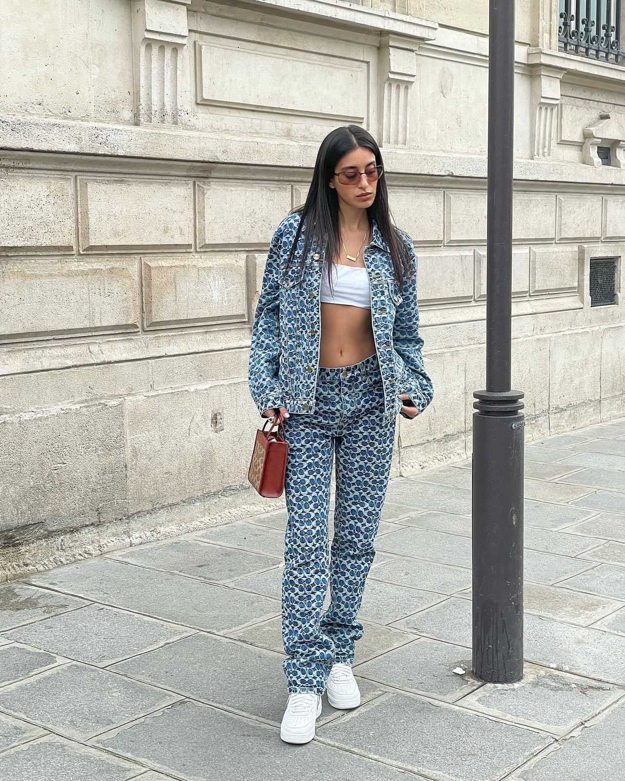 Monochromatic denim jacket and trousers with white sneakers — Classy Streetwear Outfits