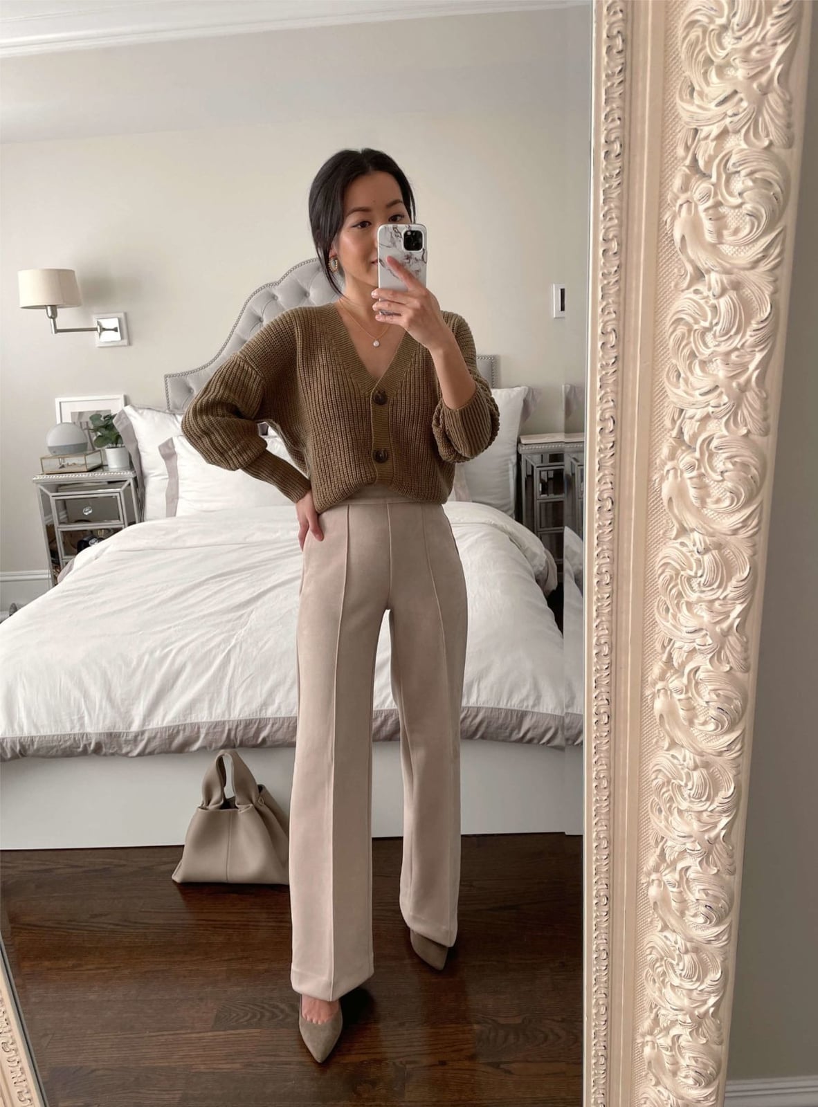 5 Fall Teacher Outfits Perfect For The Cooler Weather - Cleo Madison