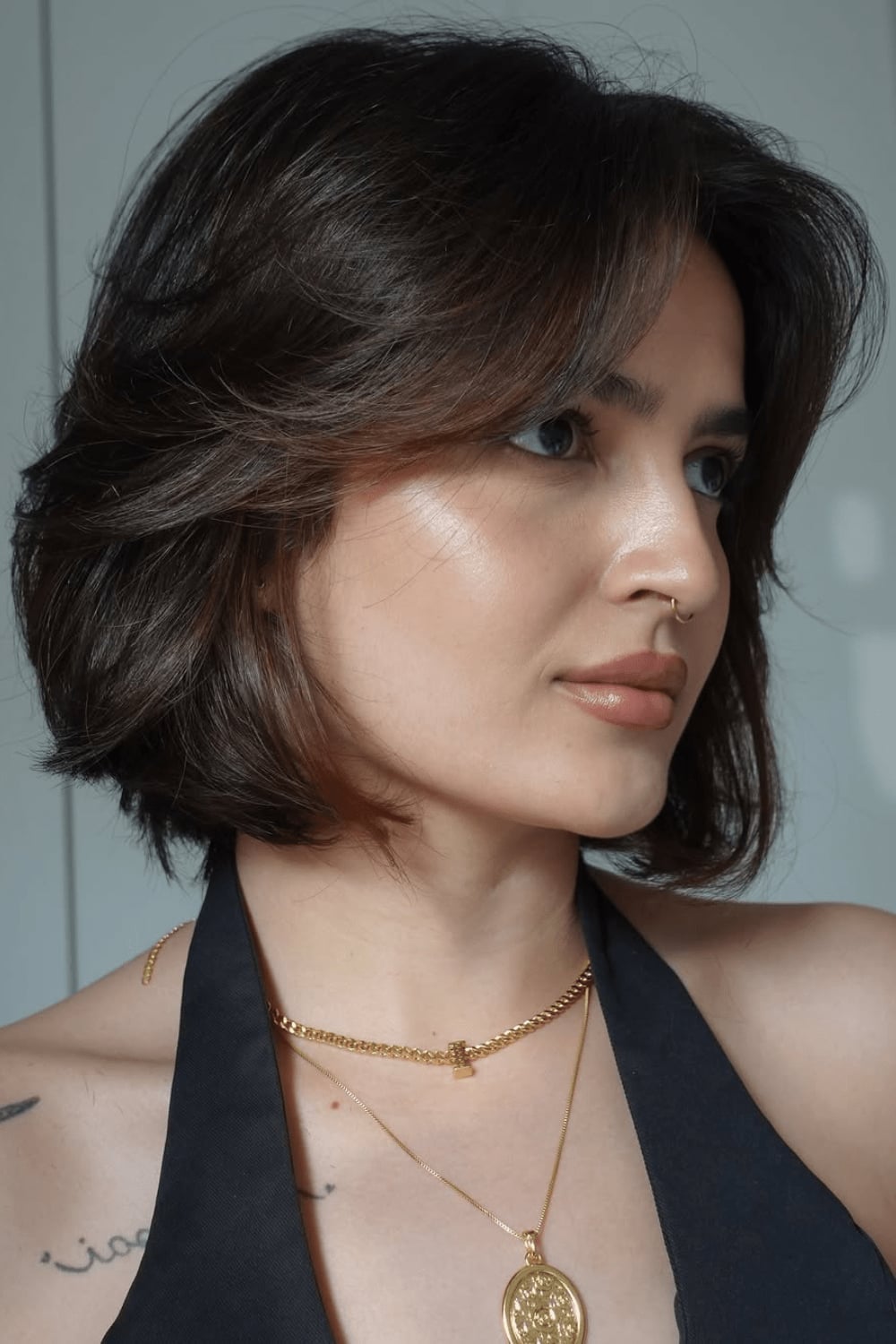 Chin Length Shag Bob With Curtain Bangs — Classy Work Hair