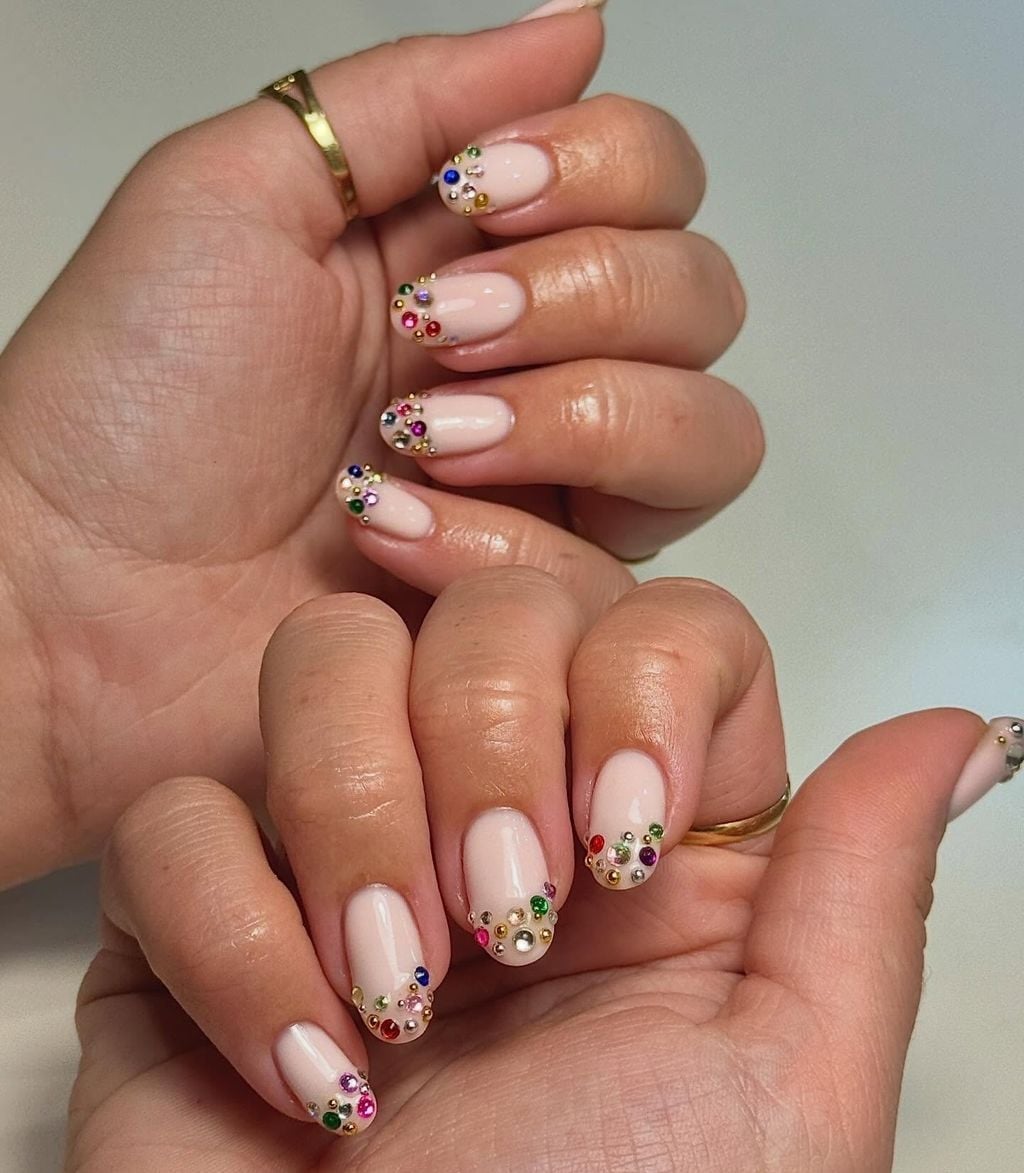 Short Oval Nude Multicolored Rhinestone Cuticle Acrylic Nails — Cute Acrylic Nails