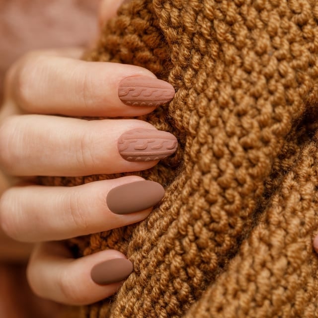 Matte Brown Cable Knit Nails Matte Brown Cable Knit Nails — Cute Brown Nails