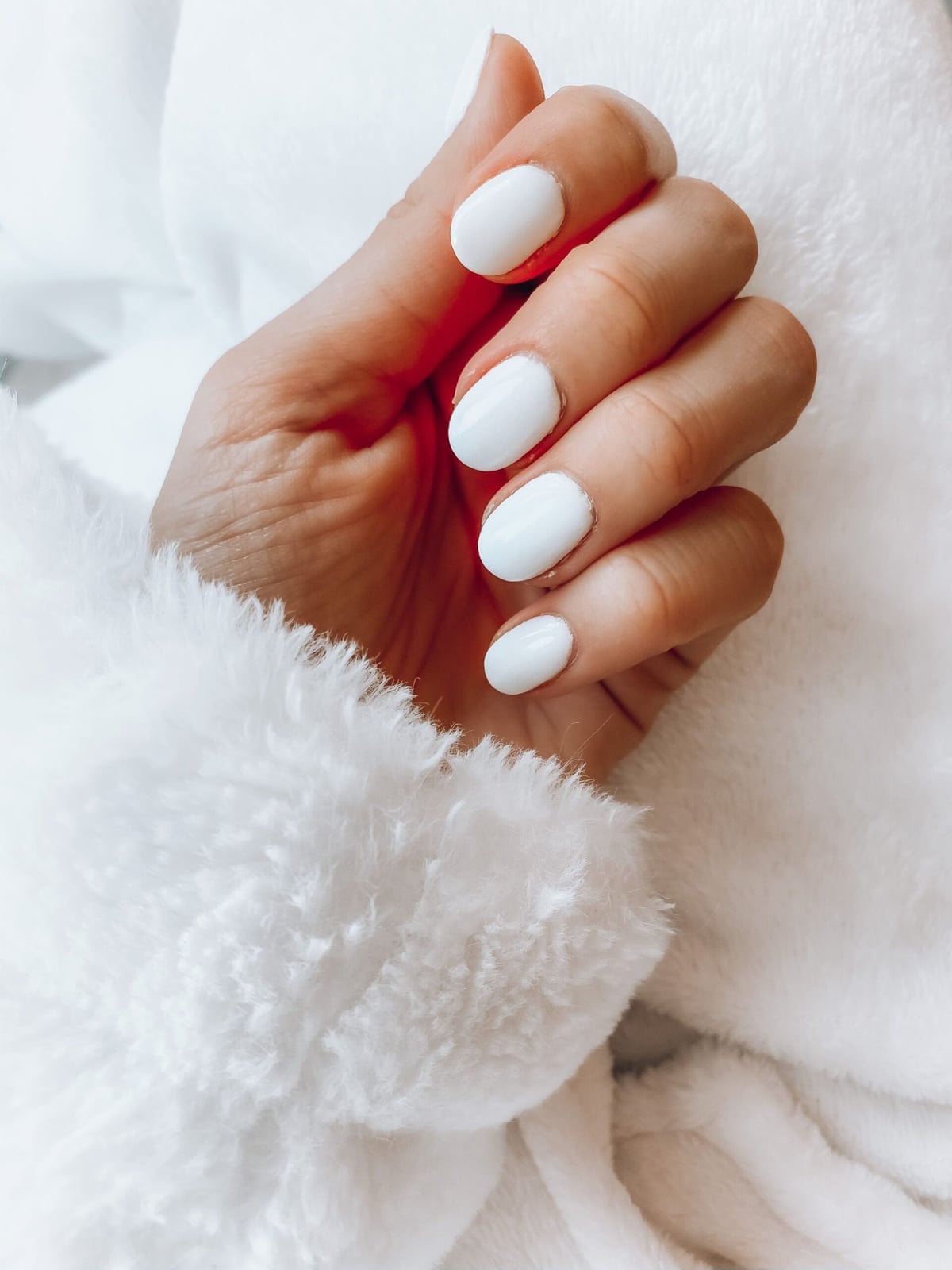 Solid White Glossy Short Oval Nails — Cute Dip Nails