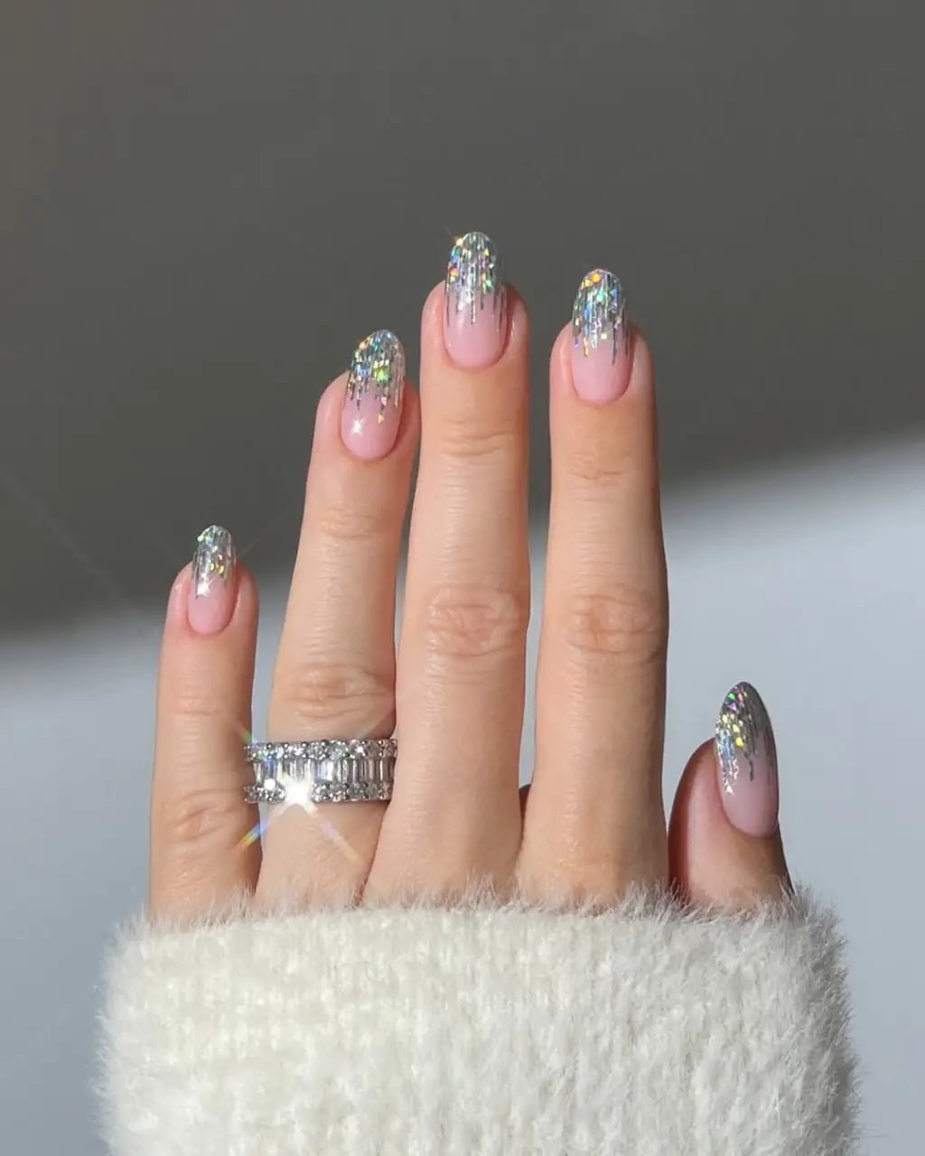 Silver Dripping Glitter Medium Oval Nails — Cute Dip Nails