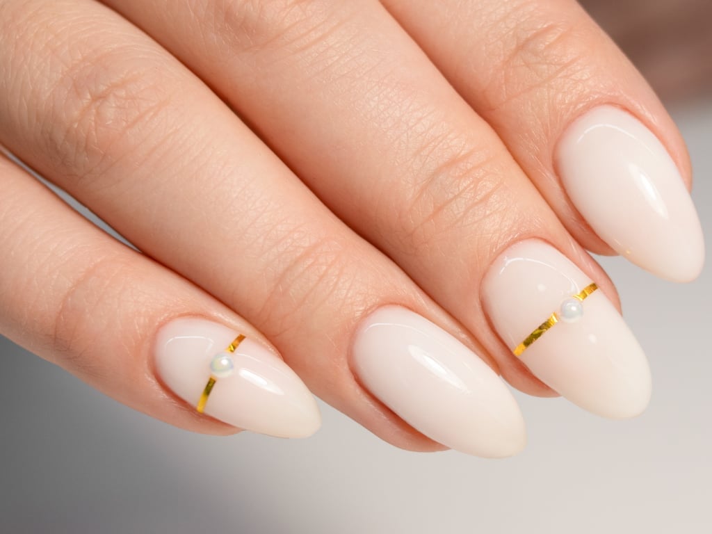Medium Almond Nails With Gold Stripe and Pearl — Cute Nail Extensions