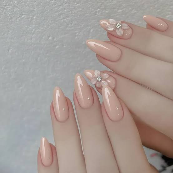 Medium Almond Nails With 3D Floral Accents — Cute Nail Extensions