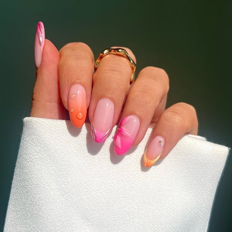 Medium Almond Gradient Nails With Water Droplets — Cute Nail Extensions