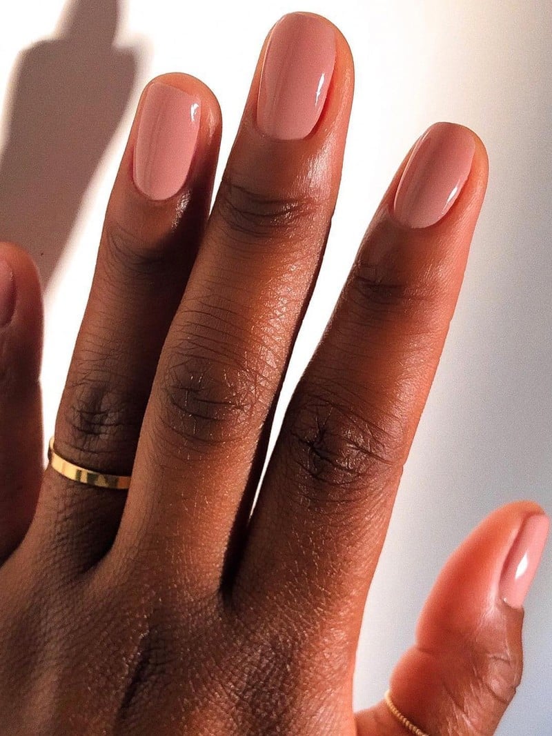 Medium Tan Short Oval Glossy Nails — Cute Tan Nails