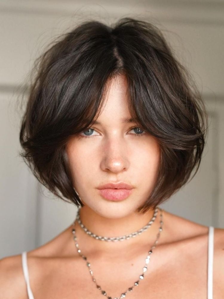 Shoulder Blonde With Voluminous Blowout, Dark Brown Shoulder Blonde With Voluminous Blowout, Dark Brown — Cute Ways to Style Curtain Bangs